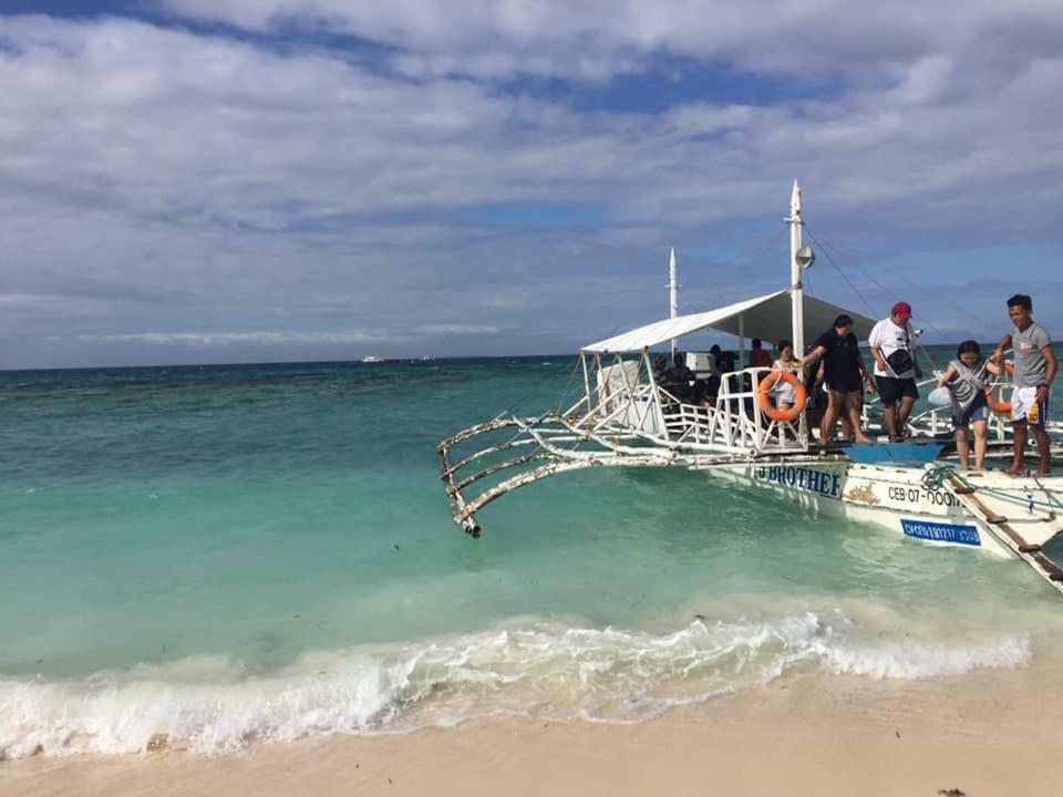 Daanbantayan Suba Beach Nipa Huts מראה חיצוני תמונה