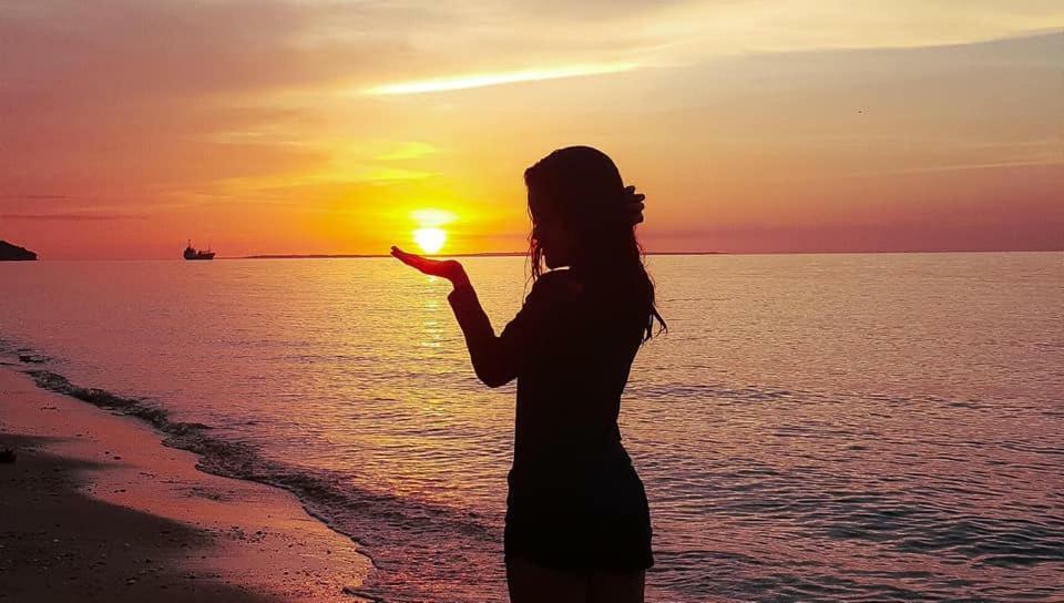 Daanbantayan Suba Beach Nipa Huts מראה חיצוני תמונה